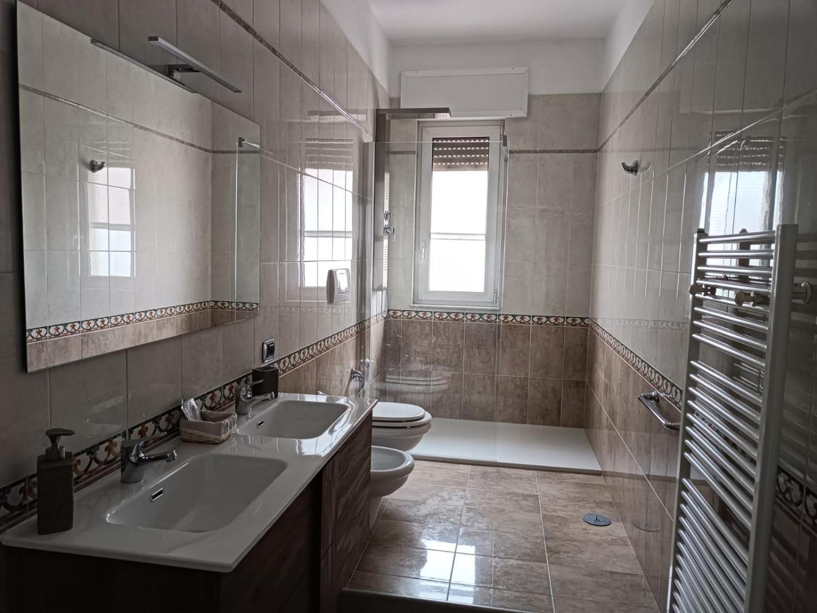 Luca'S House Bed & Breakfast Giovinazzo Exterior photo