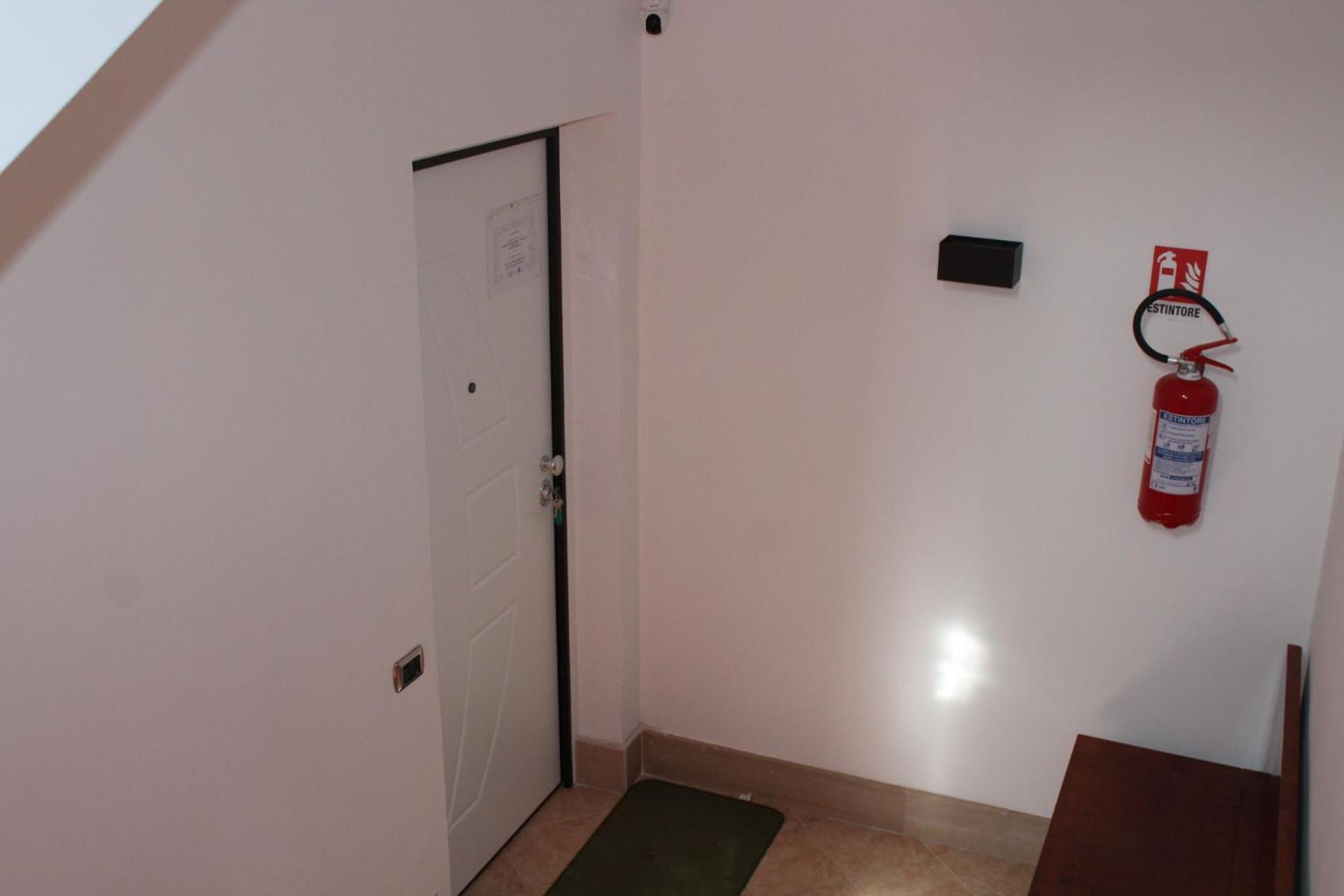 Luca'S House Bed & Breakfast Giovinazzo Exterior photo