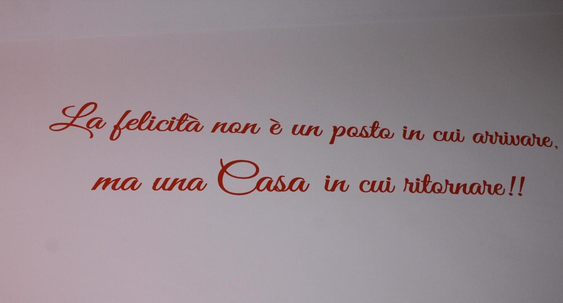 Luca'S House Bed & Breakfast Giovinazzo Exterior photo