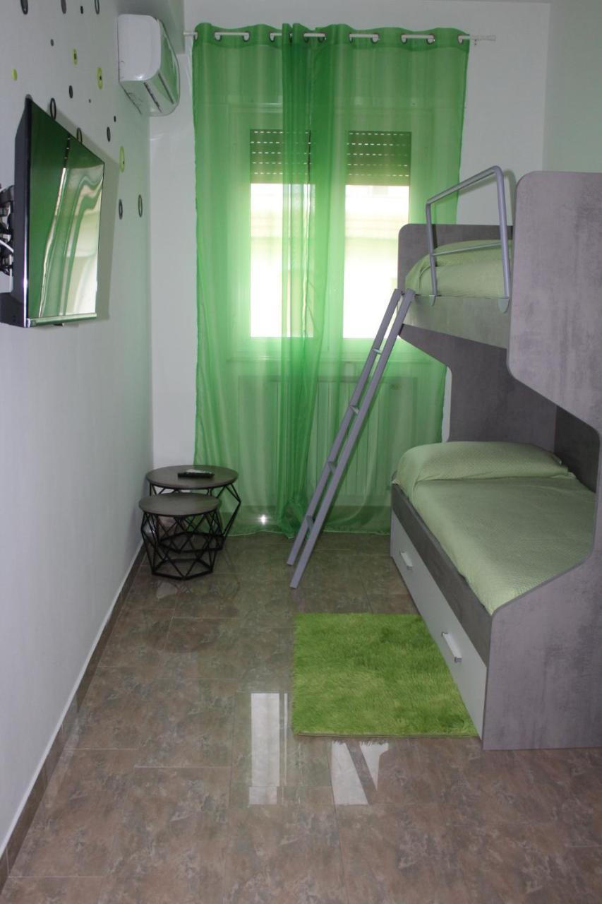 Luca'S House Bed & Breakfast Giovinazzo Exterior photo